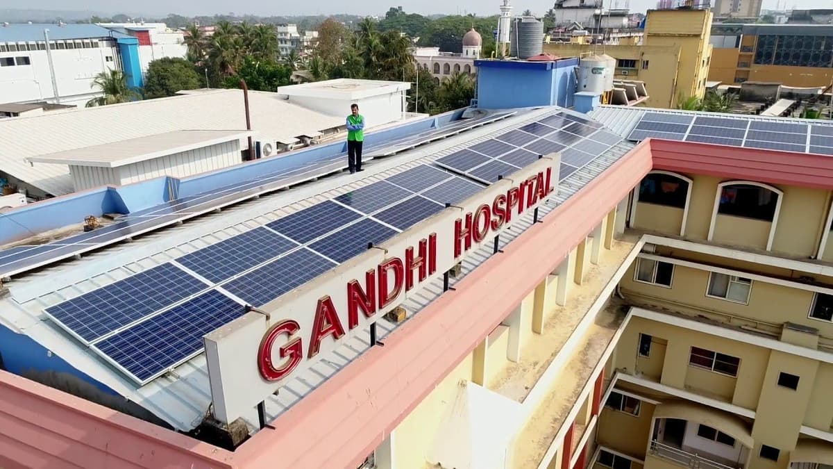 Solar for Hospitals & Healthcare: Reliable Power for Critical Operations
