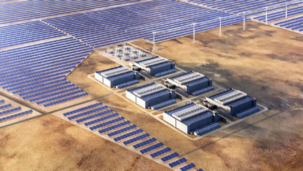 Data center facility with large-scale solar installation